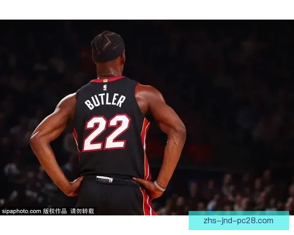 纳萨夫一球小胜安集延全场鏖战展现顽强防守与关键进攻时刻